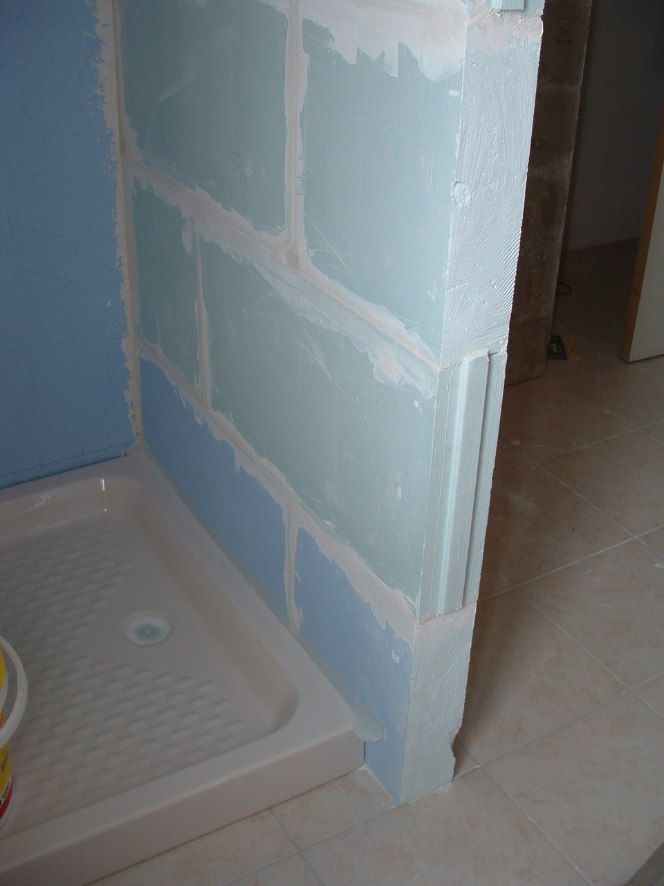 Mitigeur lavabo salle de bain blanc