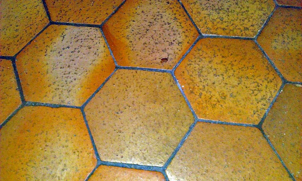 Décaper sol intérieur en grès d'artois bricolage sols carrelages Revêtement sol en grès cérame comment nettoyer